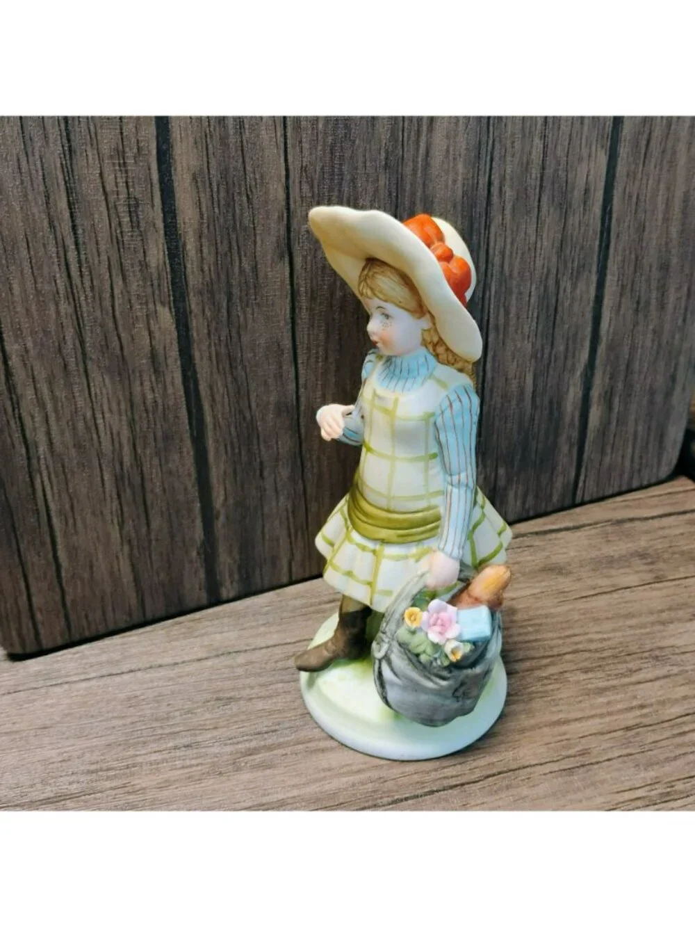 Vintage 1970s Holly Hobbie Figurine, 1973 School Girl with Straw Hat, Porcelain